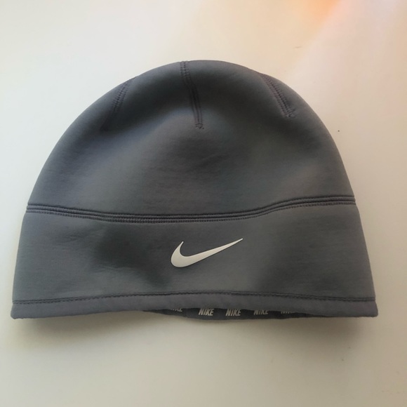 Nike Accessories - Therma-Fit Grey Nike Beanie Nike Accessories - Therma-Fit Grey Nike Beanie